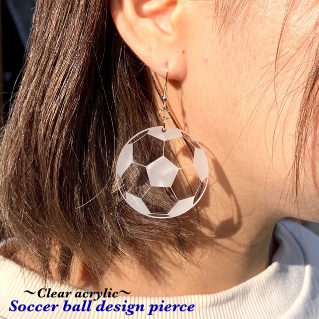 送料無料 サッカーボールデザイン ピアス 左右1セット Pierce Lealea クオリティ Booth