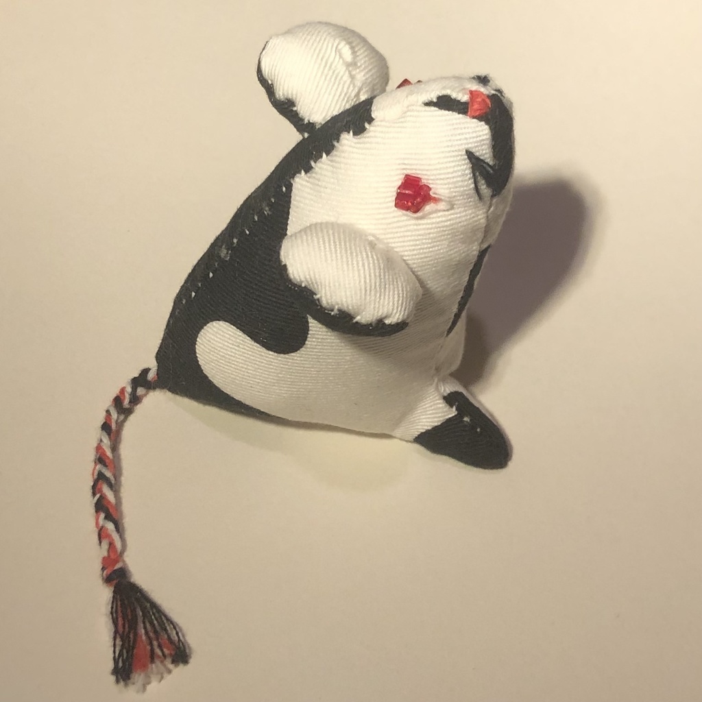 牛柄ねずみのぬいぐるみ