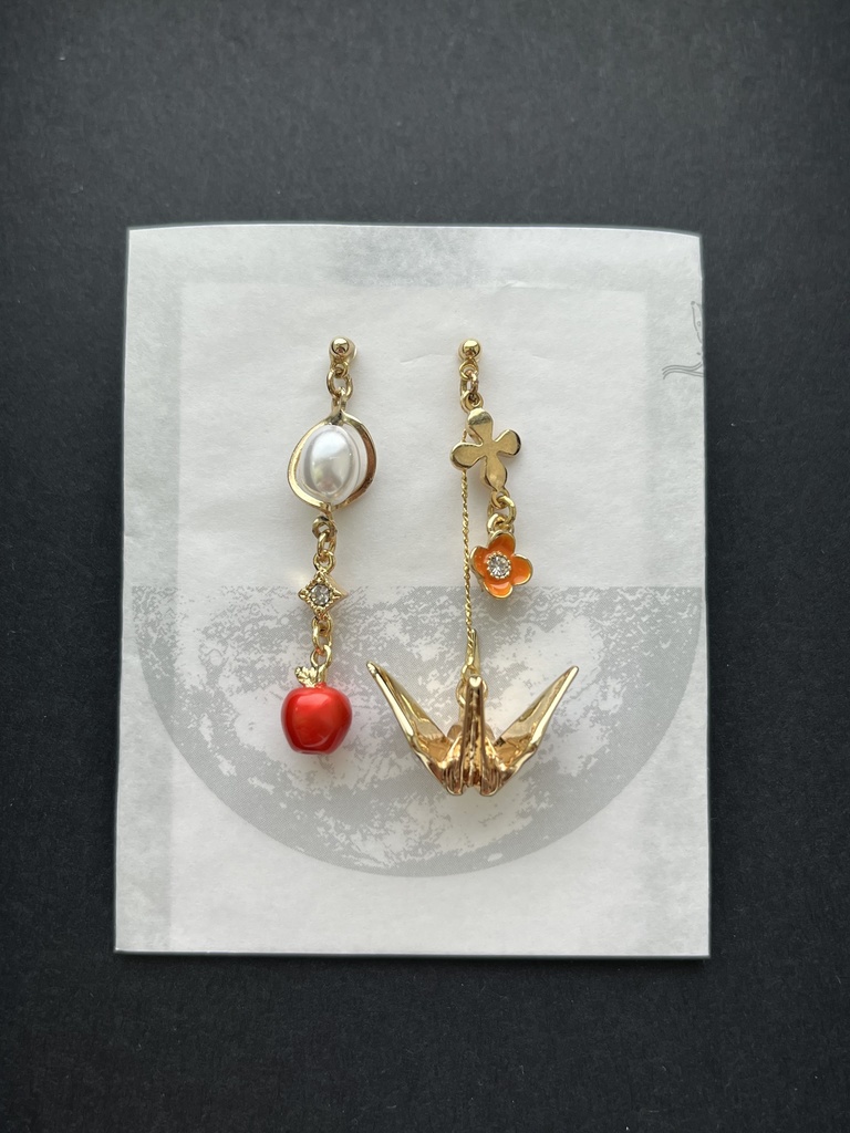 マヒル　ピアス