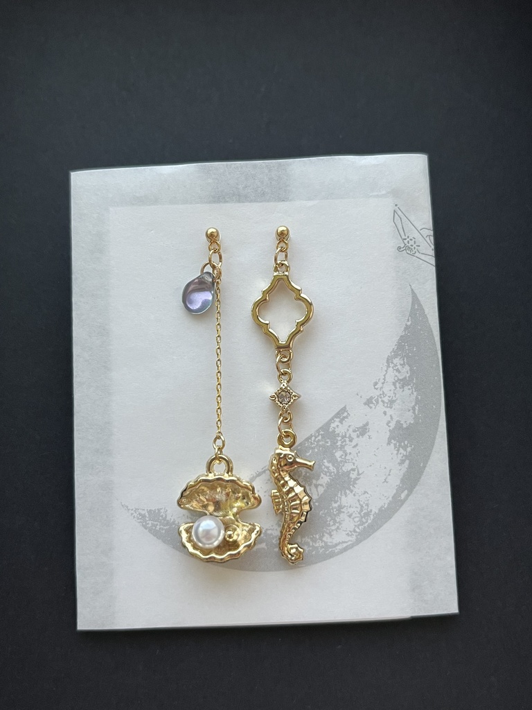 ホムラ　ピアス