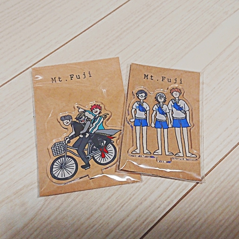 アクリルスタンド