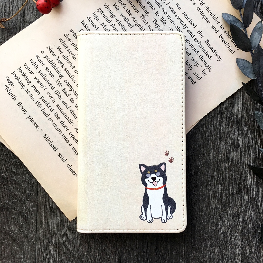 まんまる柴犬のウッド調手帳型ケース(黒柴) iphone16 iphone14 iphone15 全機種対応 犬 柴犬