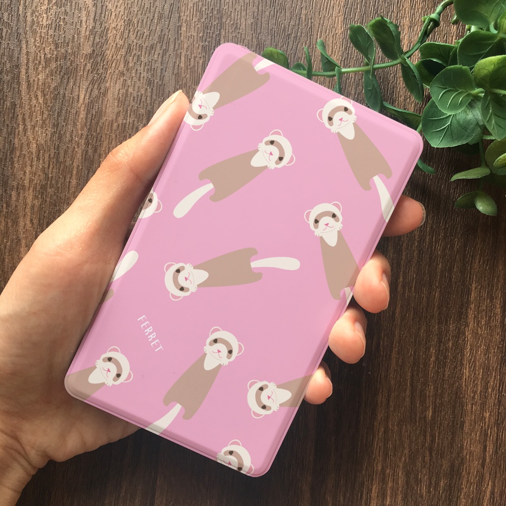 にょろにょろフェレットのモバイルバッテリー(ピンク)