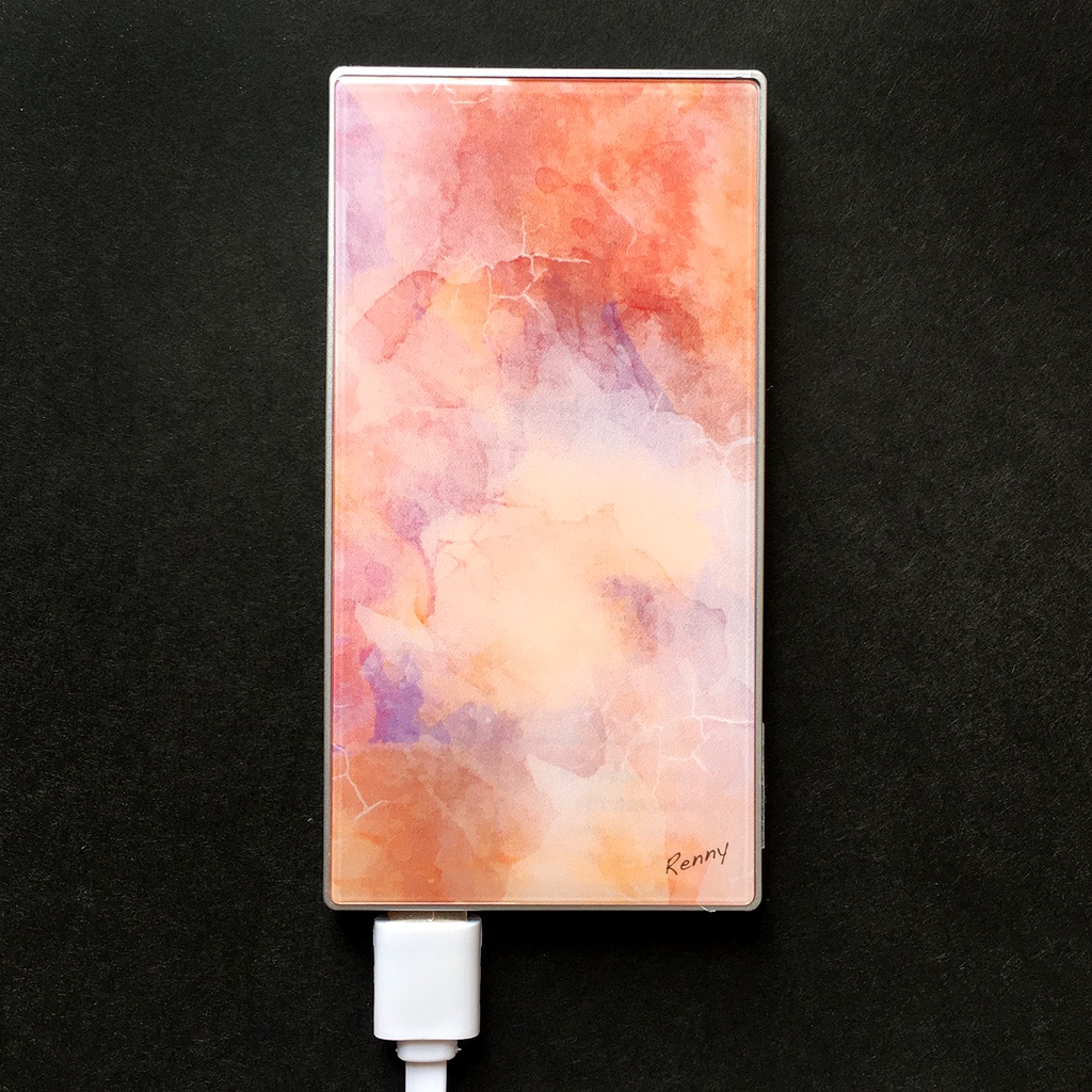 誕生色のガラスモバイルバッテリー