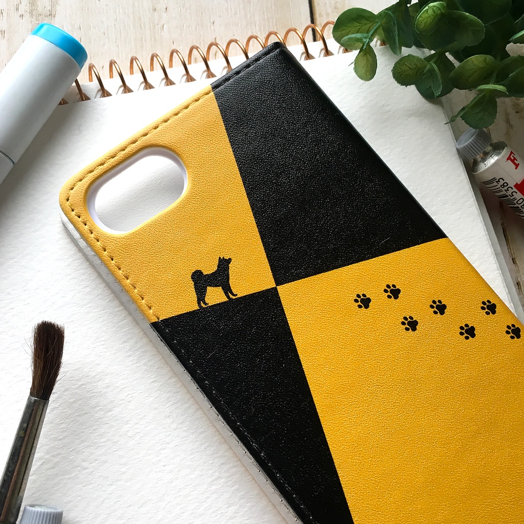 柴犬スケッチブックの手帳型スマホケース 手帳型 スマホケース iPhone17 Air iphone16e iphone14 iphone15 全機種対応 犬 柴犬