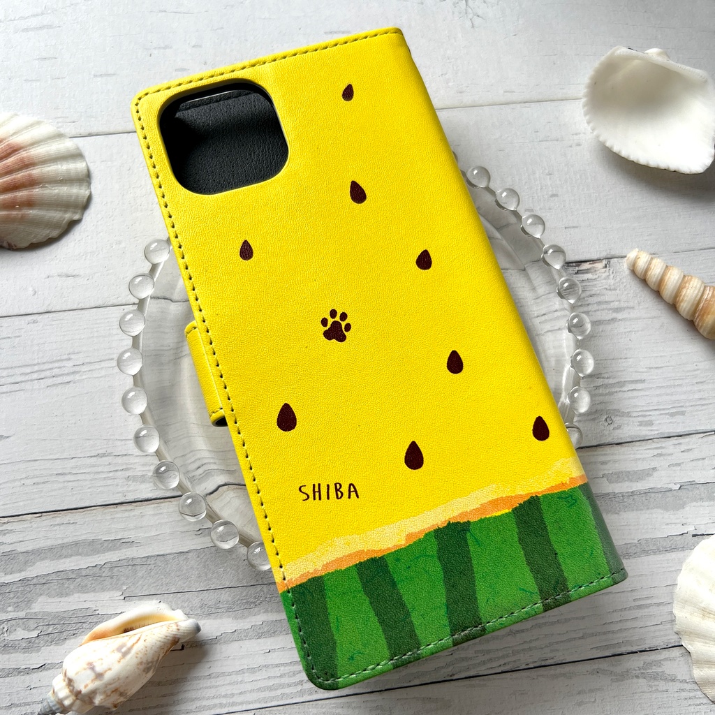 黄色いスイカが食べたい柴ちゃんのスマホケース(黒柴) 全機種対応 手帳型 スマホケース iphone14 iphone16e iPhone17 air 犬 柴犬 夏 スイカ iphone15