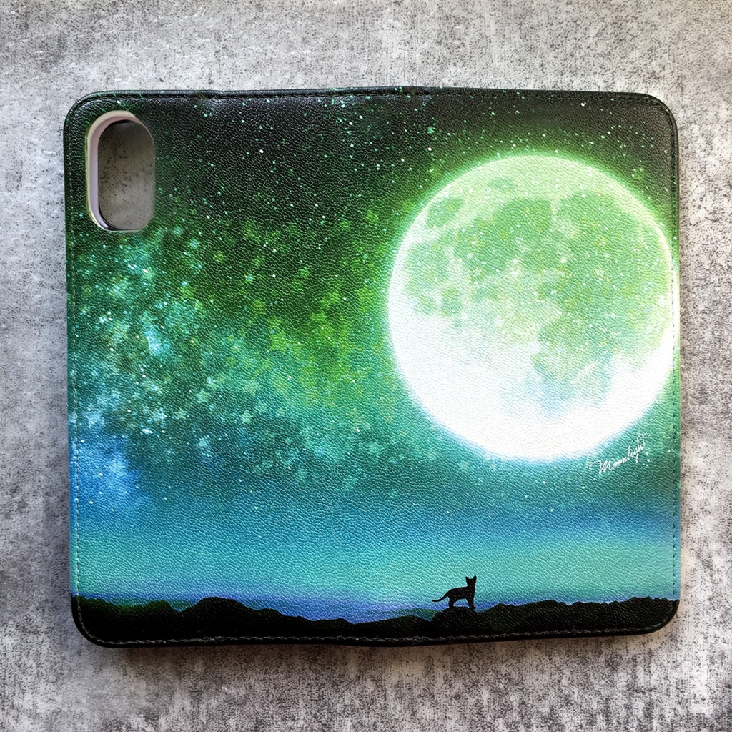 満月とねこの手帳型スマホケース(グリーン) iphone16e iphone14 iphone15 全機種対応 猫 スマホケース 黒猫