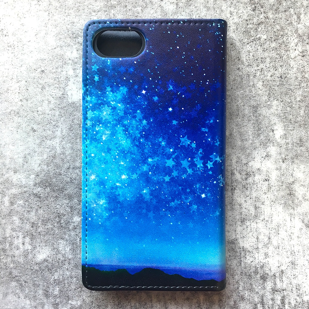 満月とねこの手帳型スマホケース(ライトブルー) iphone16e iphone14 iphone15 全機種対応 猫 スマホケース 黒猫