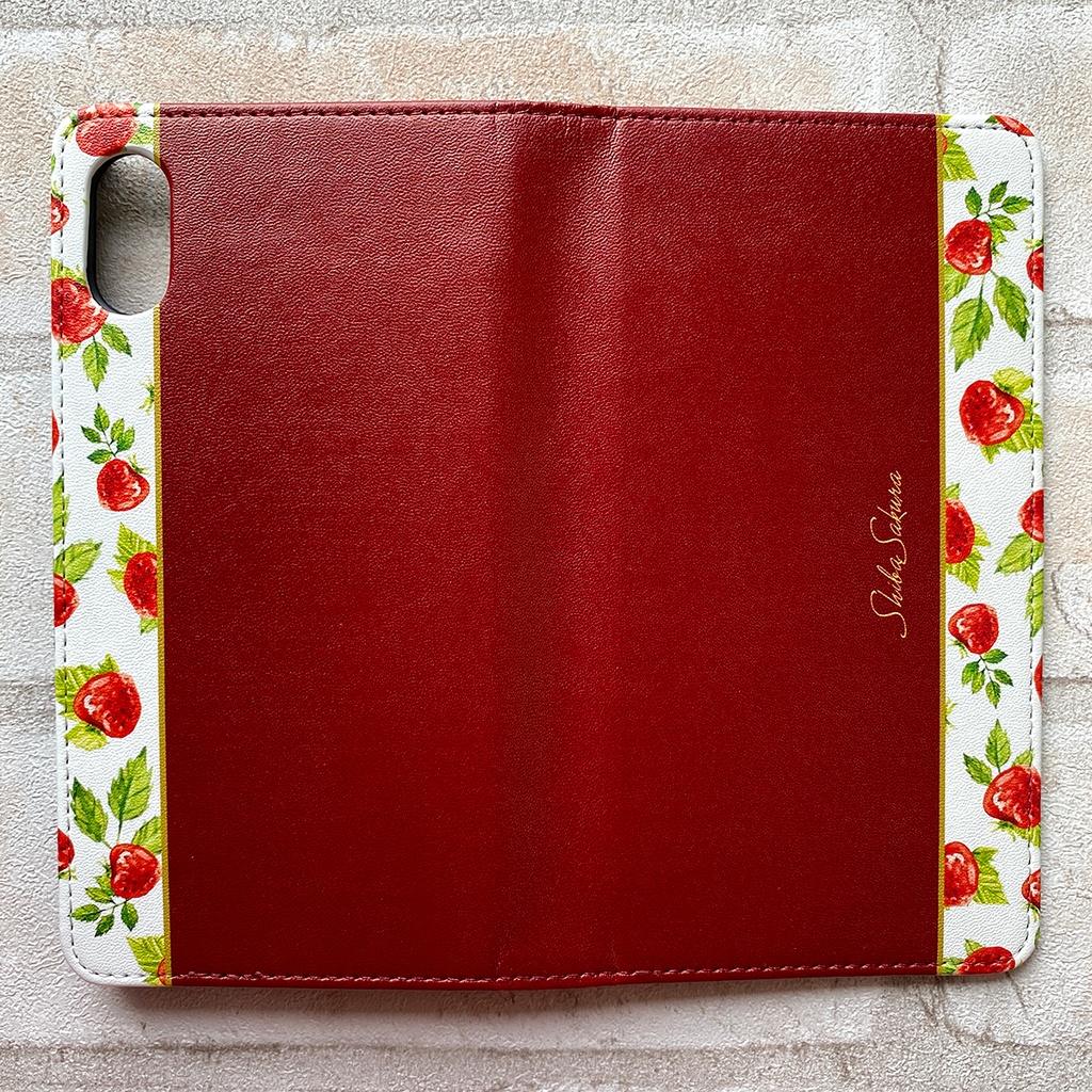 ワイルドストロベリーの手帳型スマホケース スマホケース iPhone17 Air iphone16e iphone14 iphone15 全機種対応 いちご ストロベリー