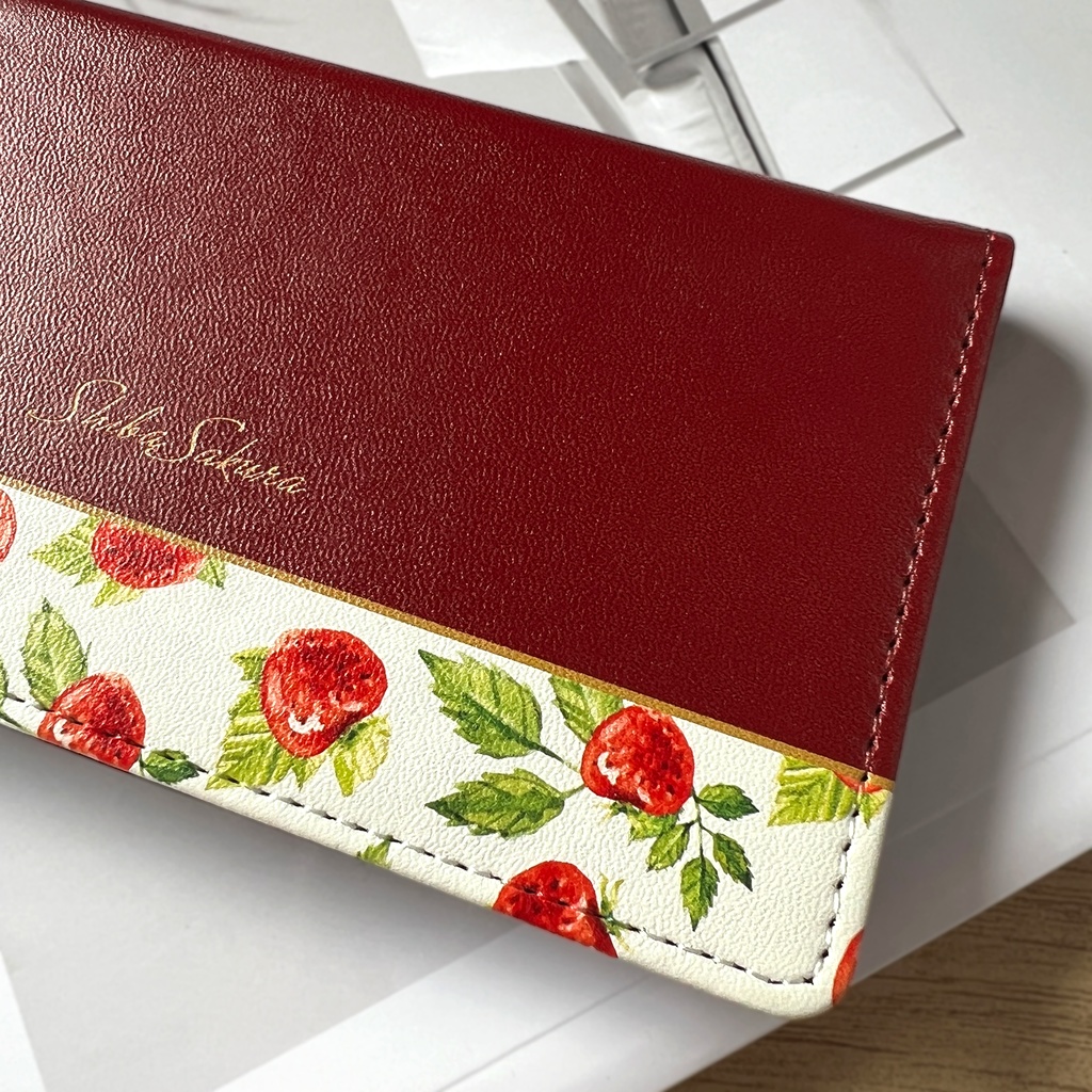 ワイルドストロベリーの手帳型スマホケース スマホケース iPhone17 Air iphone16e iphone14 iphone15 全機種対応 いちご ストロベリー