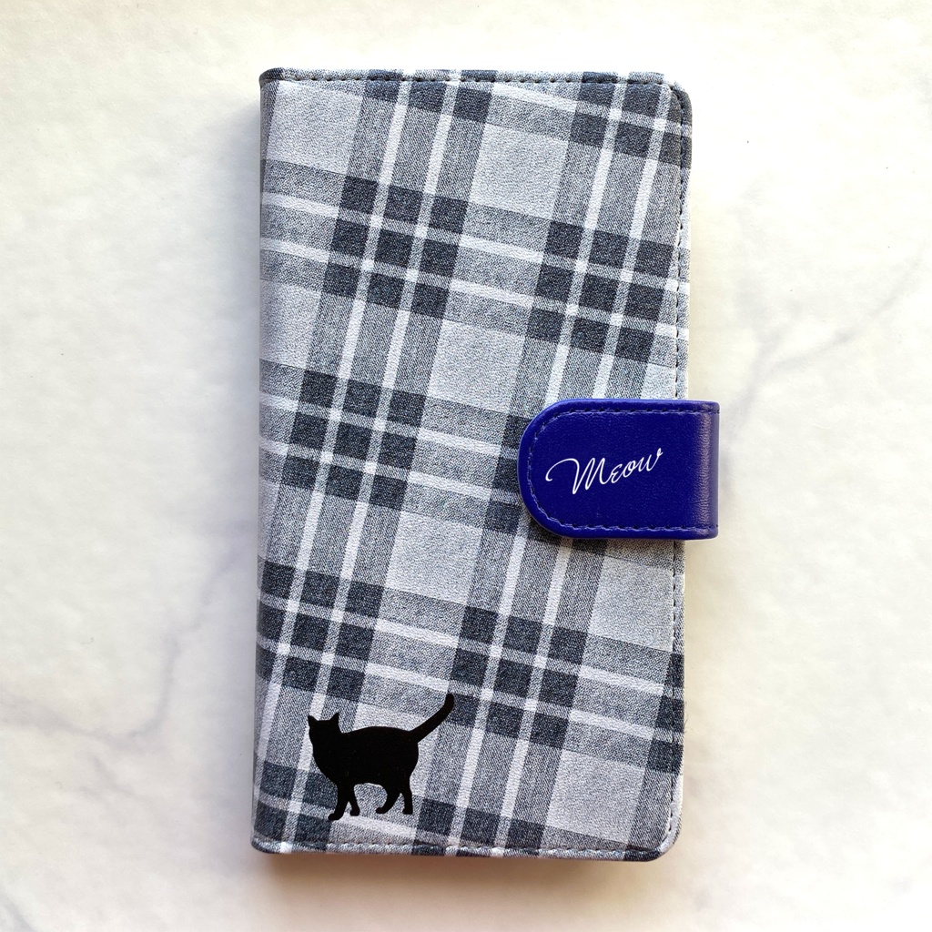 猫とチェックの手帳型スマホケース(グレー×青) 全機種対応 手帳型 スマホケース iphone15 iphone16e 猫 黒猫 iPhone17 Air iphone14