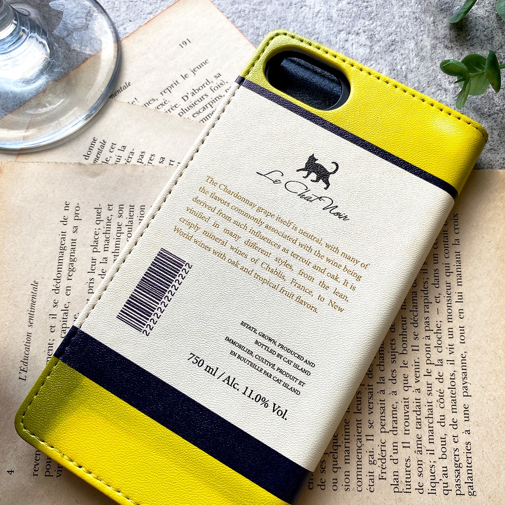 にゃんこワインの手帳型ケース(白・シャルドネ) iphone16e iphone14 iphone15 全機種対応 猫 黒猫 スマホケース
