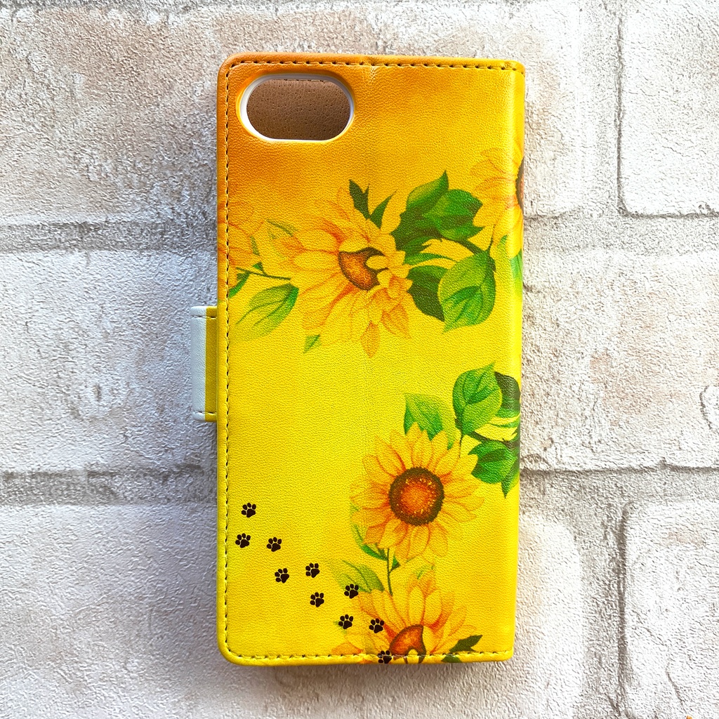 猫とひまわりの手帳型スマホケース 全機種対応 手帳型 スマホケース iPhone17 Air iphone15 iphone16e iphone14 猫 黒猫 夏 ひまわり 花