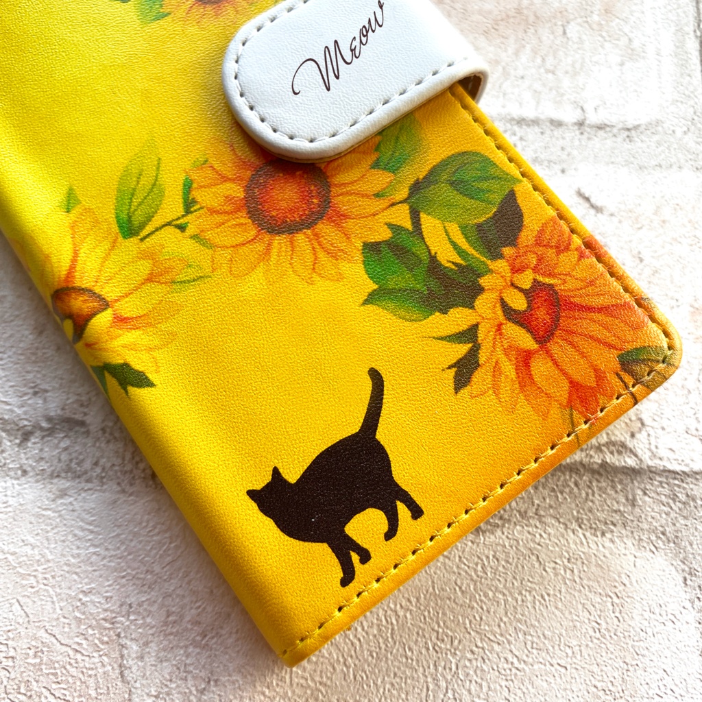 猫とひまわりの手帳型スマホケース 全機種対応 手帳型 スマホケース iPhone17 Air iphone15 iphone16e iphone14 猫 黒猫 夏 ひまわり 花