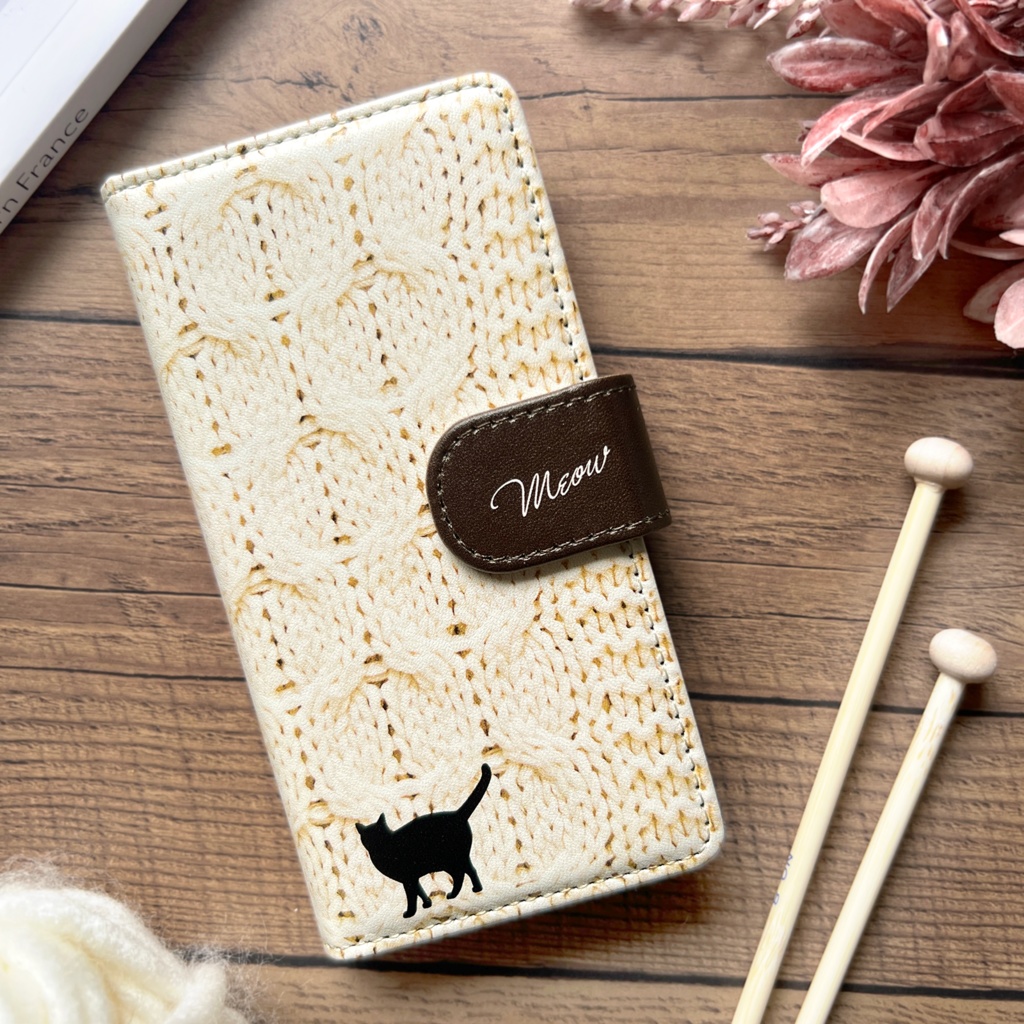 にゃんこニットの手帳型スマホケース（イエロー） 全機種対応 手帳型 スマホケース iPhone17 Air iphone15 iphone16e 猫 黒猫 iphone14