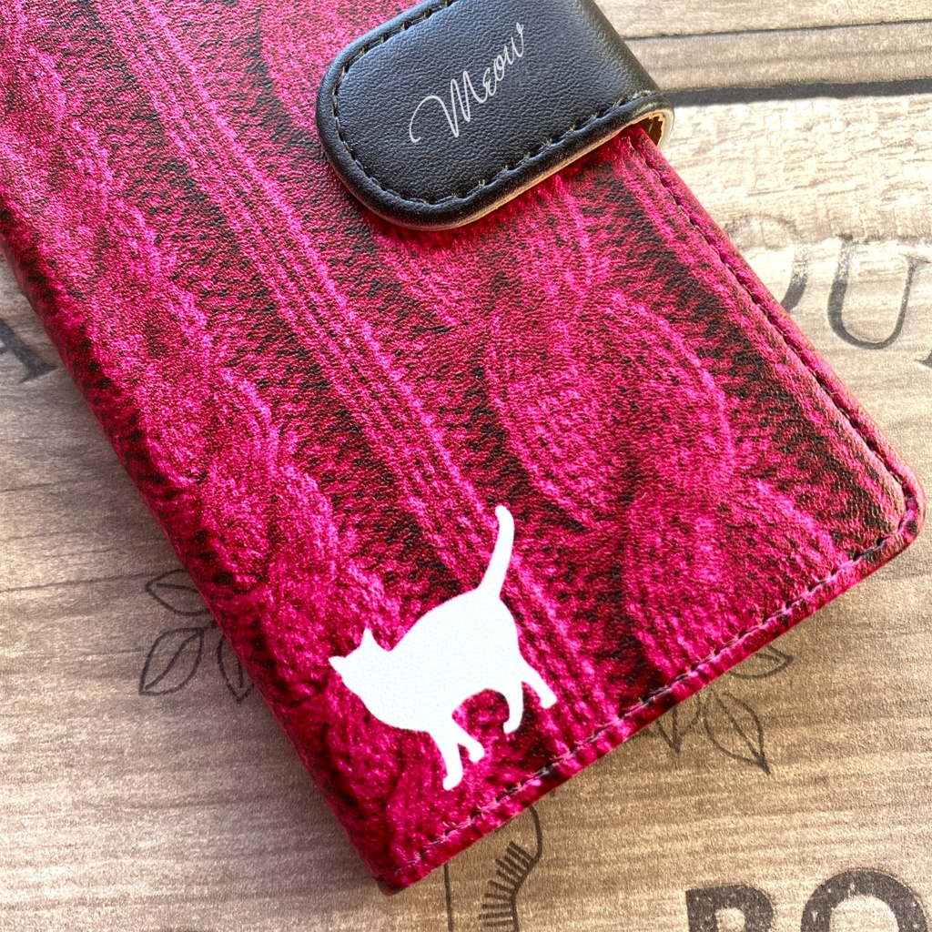 にゃんこニットの手帳型スマホケース(マゼンタ) 全機種対応 手帳型 スマホケース iphone15 iphone16e iphone14 iPhone17 Air 猫