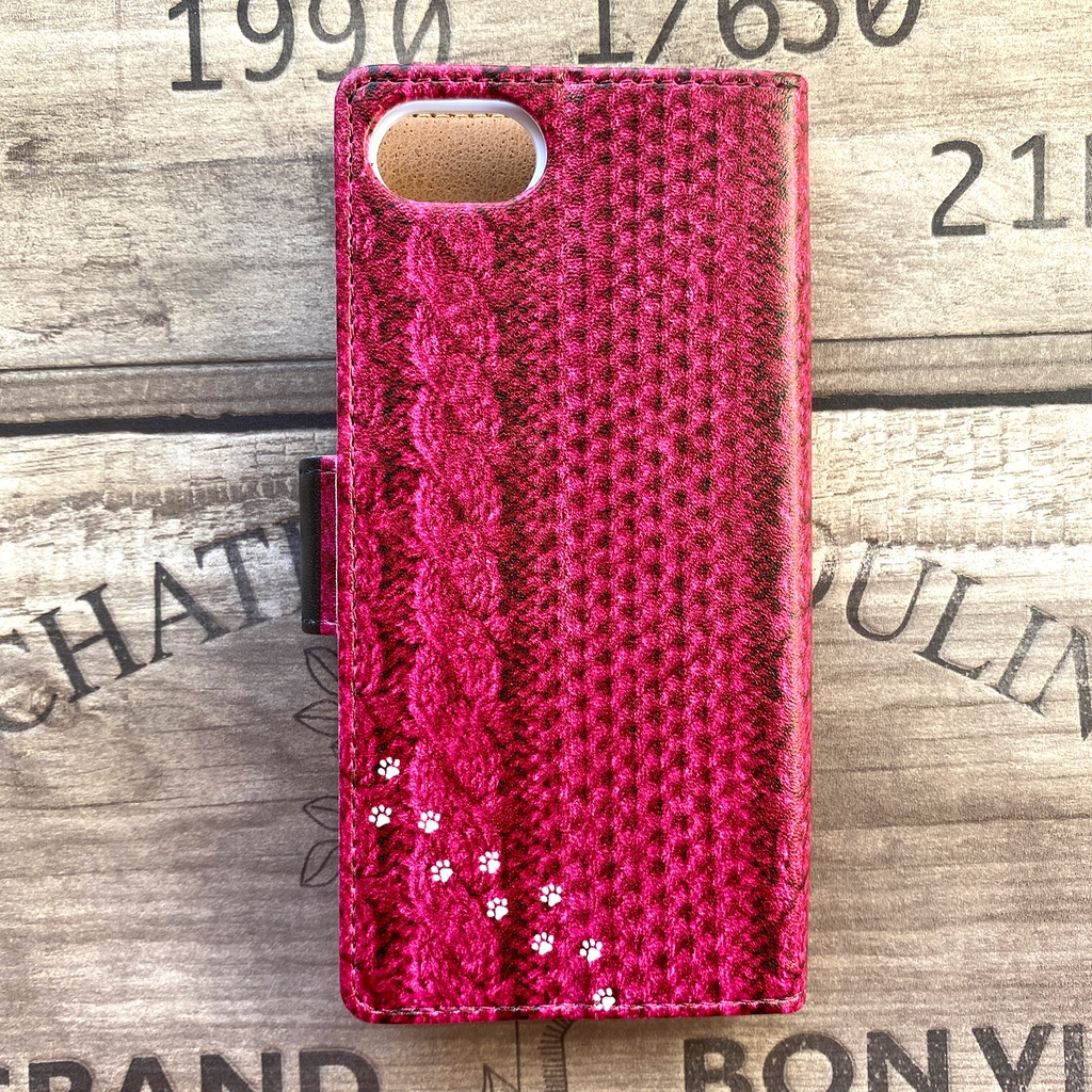 にゃんこニットの手帳型スマホケース(マゼンタ) 全機種対応 手帳型 スマホケース iphone15 iphone16e iphone14 iPhone17 Air 猫