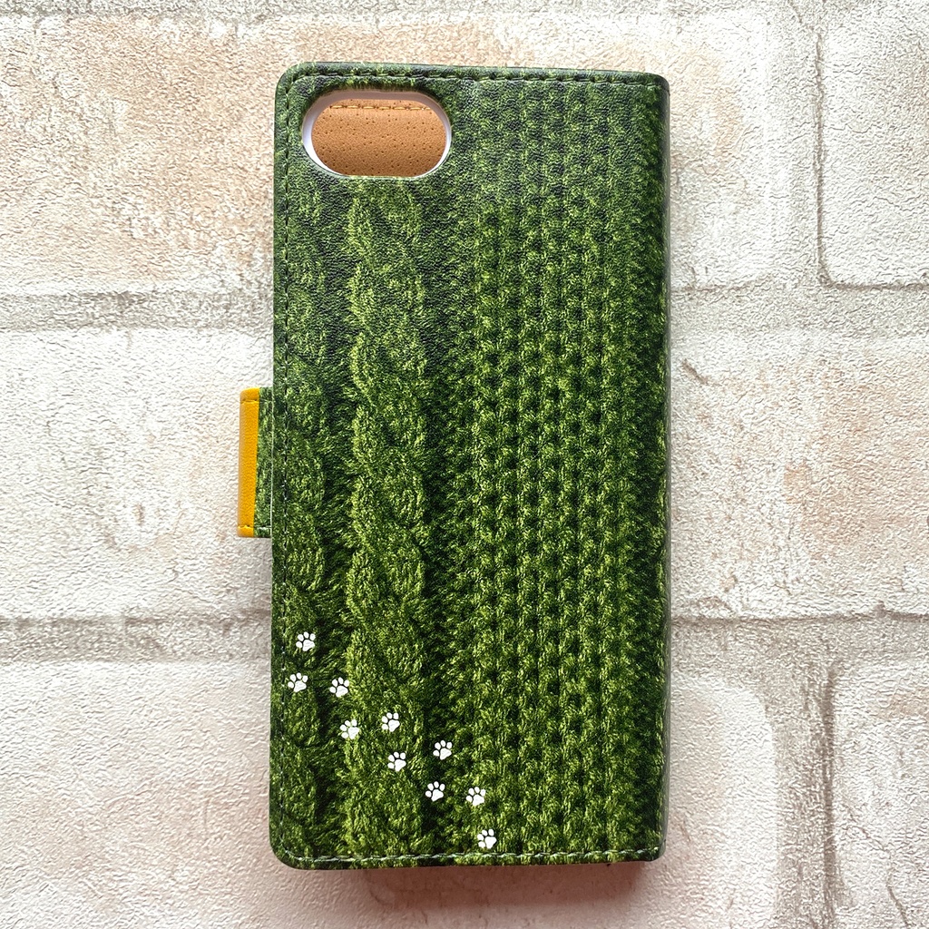 にゃんこニットの手帳型スマホケース(オリーブ) 全機種対応 手帳型 スマホケース iphone15 iphone16e iphone14 iPhone17 Air 猫