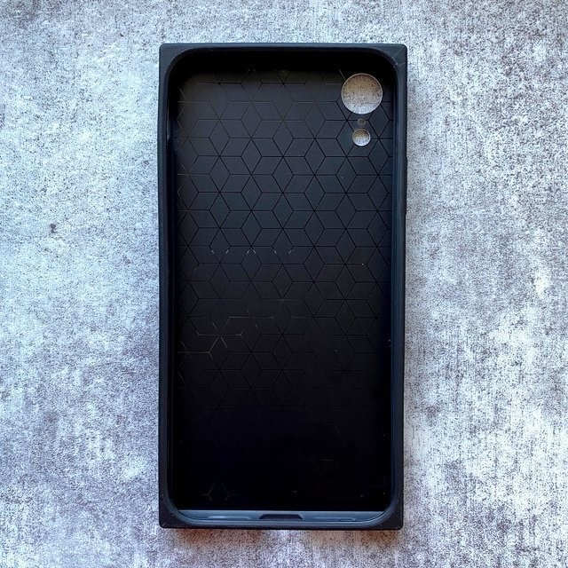 ウイスキーにゃんこのガラススマホケース(ジャックダニャエル) メンズ 猫 iphone15 iphone14 iphone16e SE3 XR 他