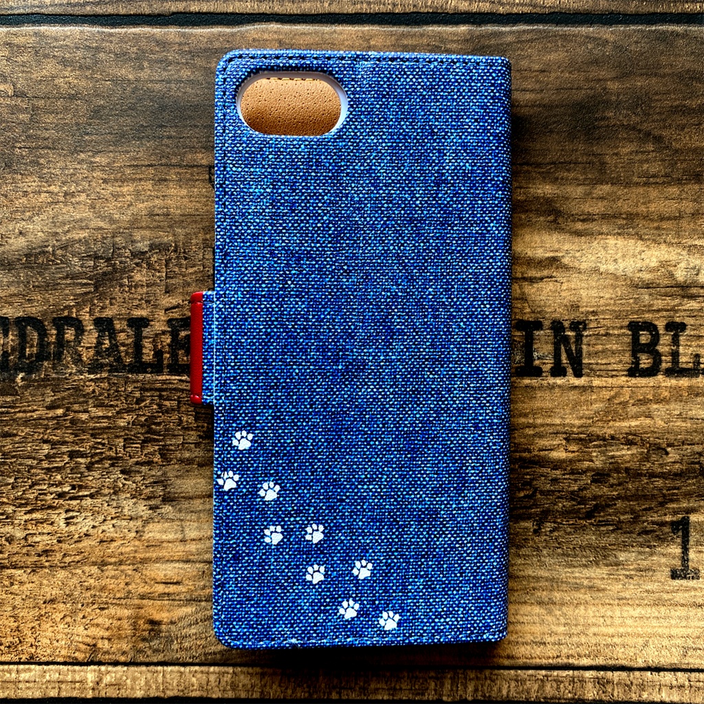 にゃんこデニムの手帳型スマホケース(ブルー×赤) 全機種対応 手帳型 スマホケース iphone15 iphone16e iphone14 iPhone17 Air 猫