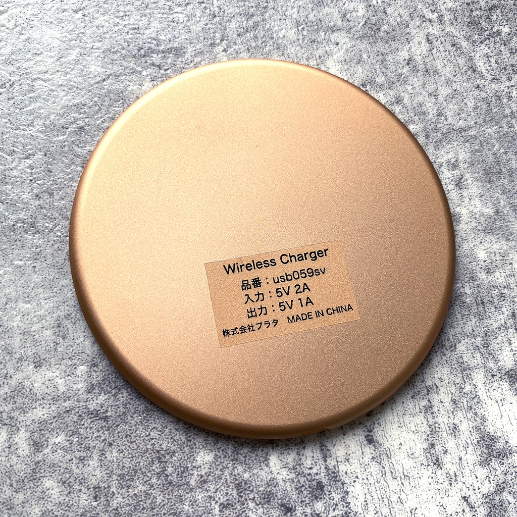 金のお月様のQiワイヤレス充電器