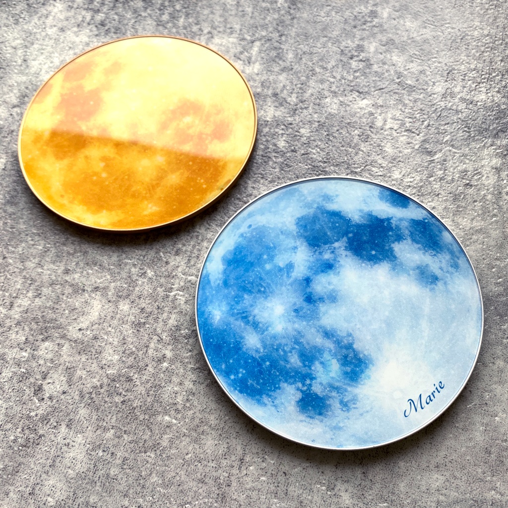 銀のお月様のQiワイヤレス充電器