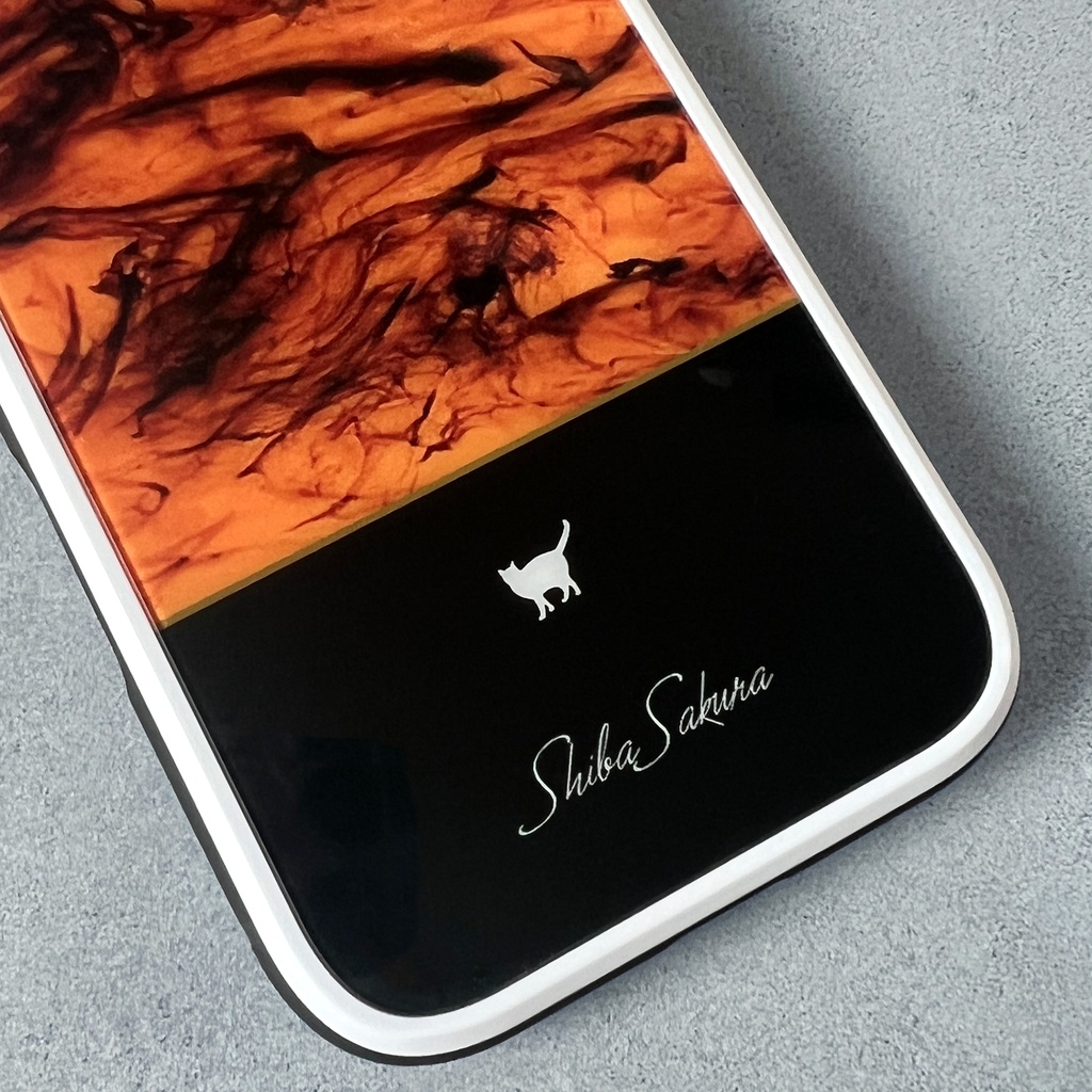 べっ甲と猫のスマホケース(強化ガラス)猫 スマホケース iPhone17e Air iphone16e iphone15 iphone13 アニマル柄 iphone14