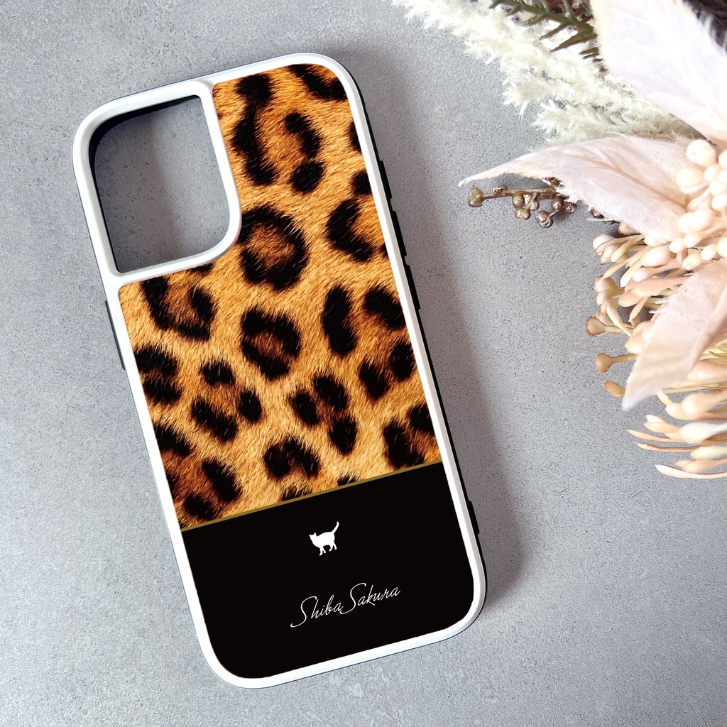 ベンガル猫のスマホケース（強化ガラス） iphoneケース iPhone17e Air iphone13 iphone16e iphone15 猫 ベンガル レオパード iphone14 アニマル