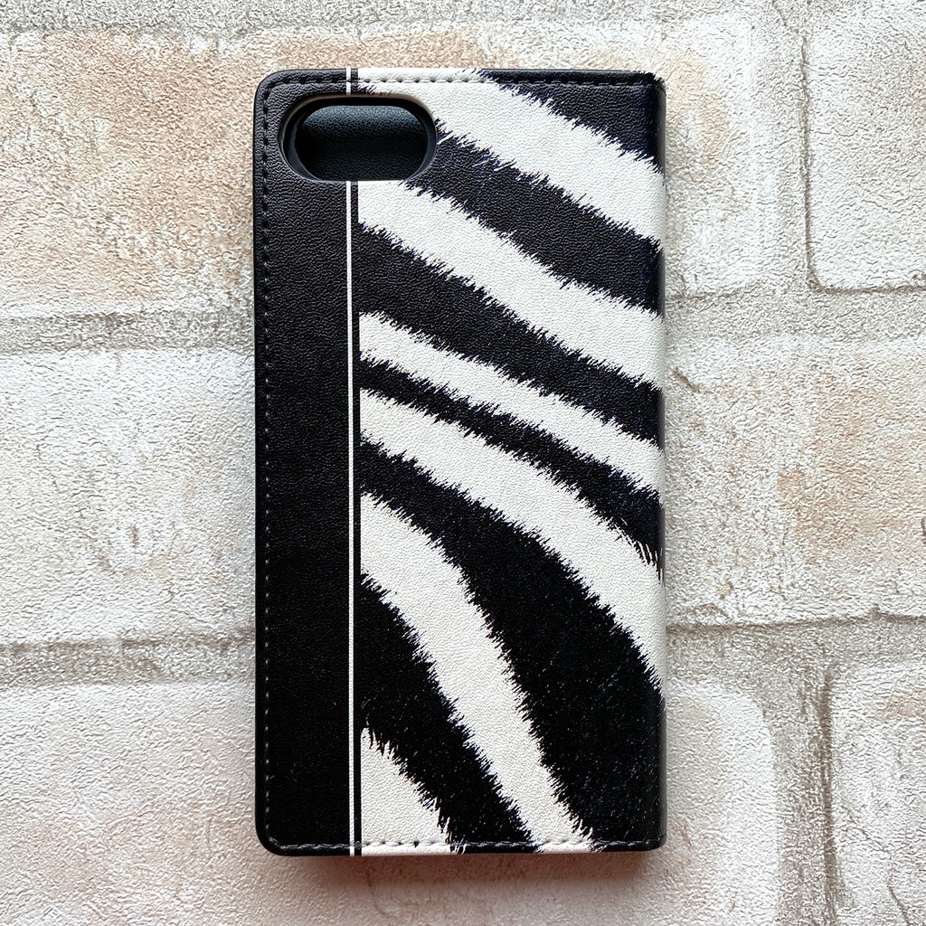 ゼブラの手帳型スマホケース iphone16e iphone14 iphone15 iPhone17 Air 全機種対応 ゼブラ柄 アニマル柄 手帳型 スマホケース 動物