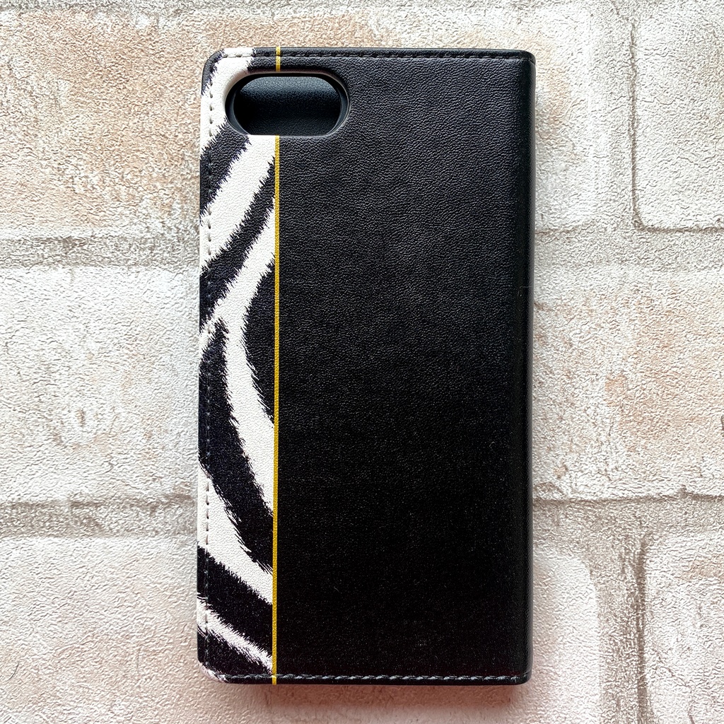 ゼブラ×ブラック 手帳型 スマホケース 全機種対応 iphone16e iPhone17 Air iphone14 iphone15 シマウマ アニマル柄