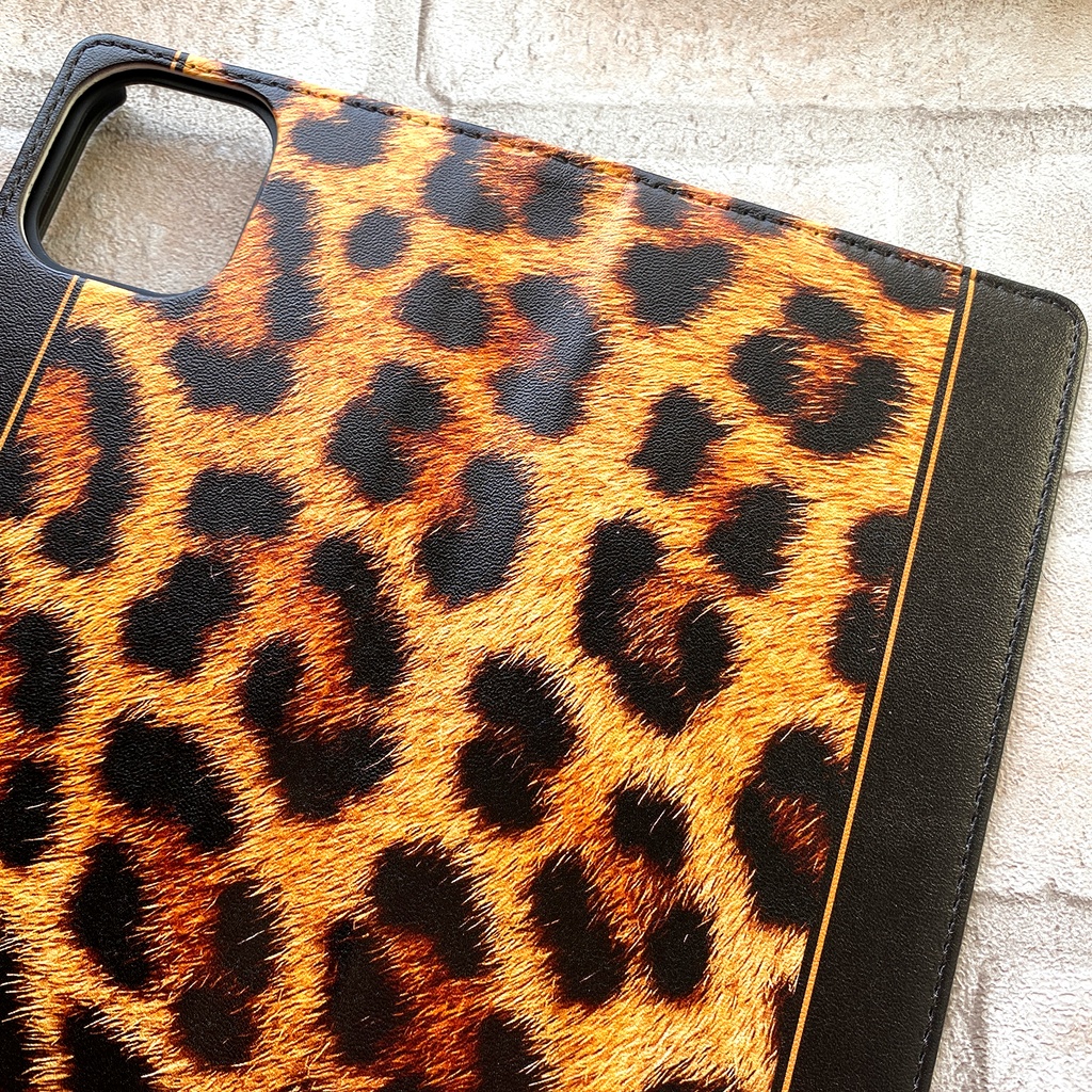 レオパード×ブラック 手帳型 スマホケース 全機種対応 iphone16e iphone14 iphone15 アニマル柄 レオパード ベンガル猫