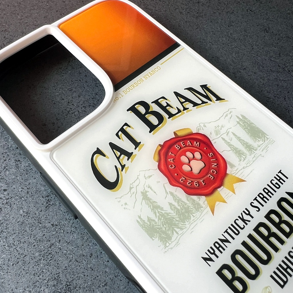 ウイスキーにゃんこのスマホケース (キャットビーム)スマホケース 強化ガラス 猫 iPhone17 Air iphone13 iPhone15 iphone16 iPhone14