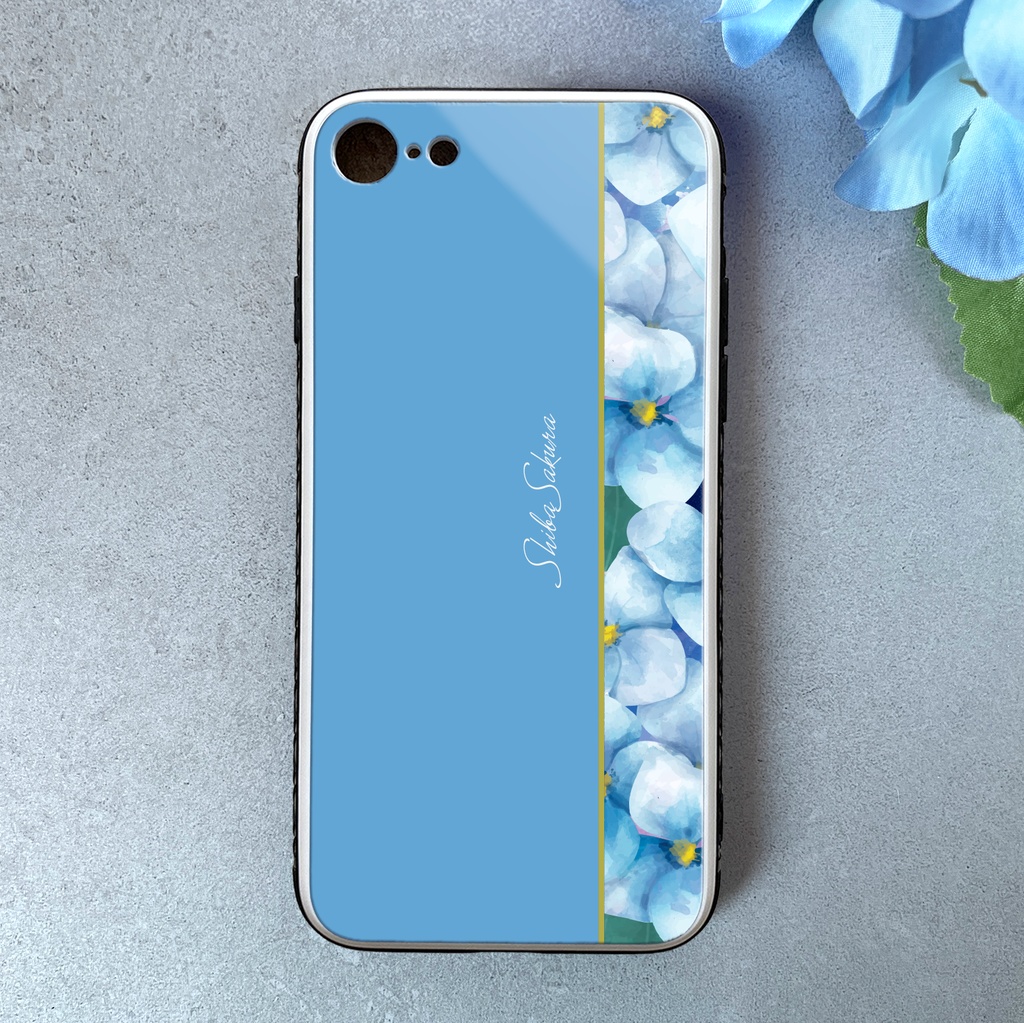 梅雨の紫陽花のスマホケース（薄青）  強化ガラス iphone15 iphone16 iPhone17e Air iphone13 iphone14 アジサイ スマホケース 梅雨