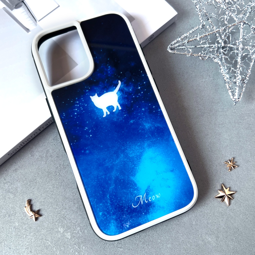 宇宙と白猫のガラススマホケース 強化ガラス 宇宙 猫 iPhone17e Air iPhone16e iphone14 iphone13 スマホケース iphone15