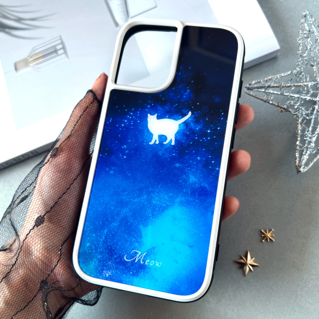 宇宙と白猫のガラススマホケース 強化ガラス 宇宙 猫 iPhone17e Air iPhone16e iphone14 iphone13 スマホケース iphone15