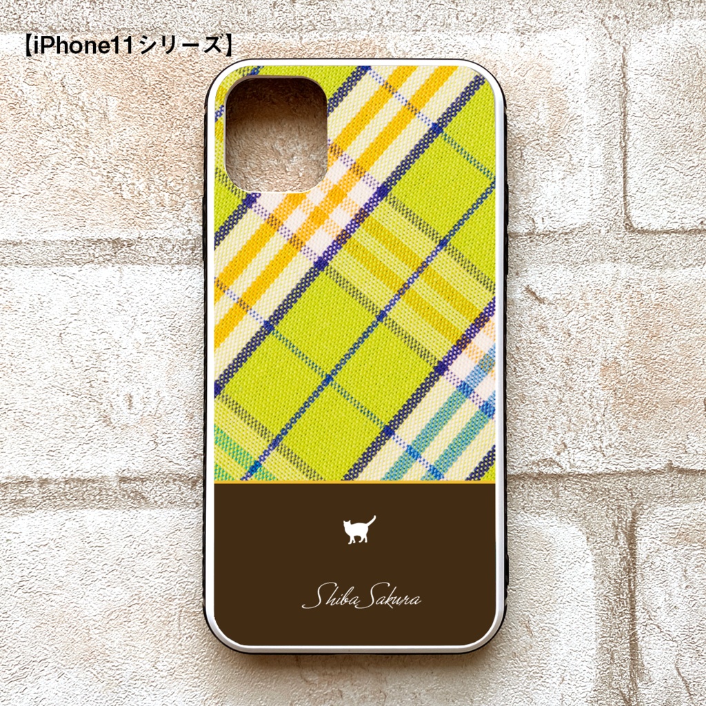 猫とカラフルチェックのスマホケース(強化ガラス) iPhone16 iphone15 iPhone17 Air 猫 スマホケース 強化ガラス iPhone13 チェック iphone14
