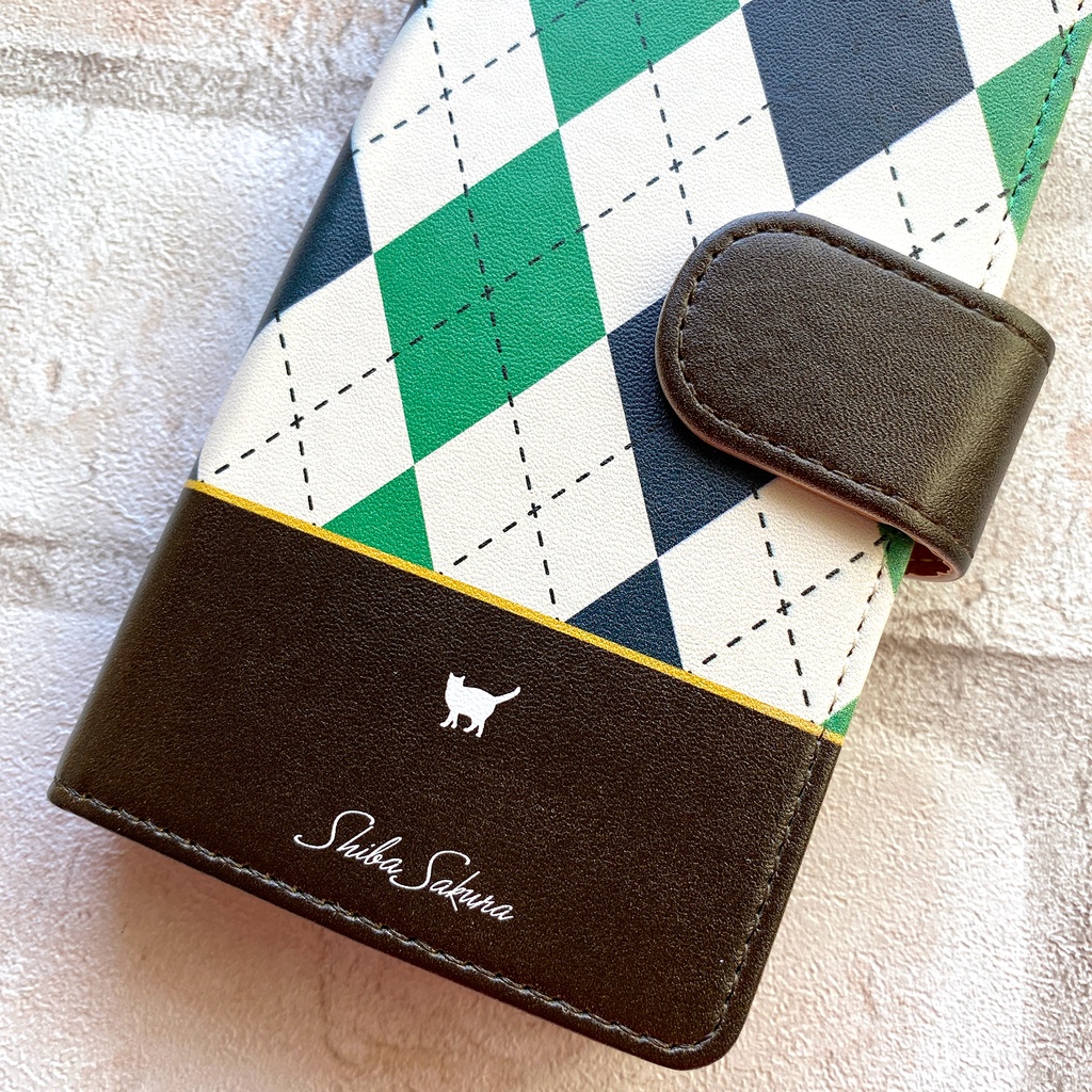 猫とアーガイルの手帳型スマホケース(緑) 全機種対応 猫 黒猫 チェック 手帳型 スマホケース iphone15 iphone16e iphone13 iPhone17 Air メンズ