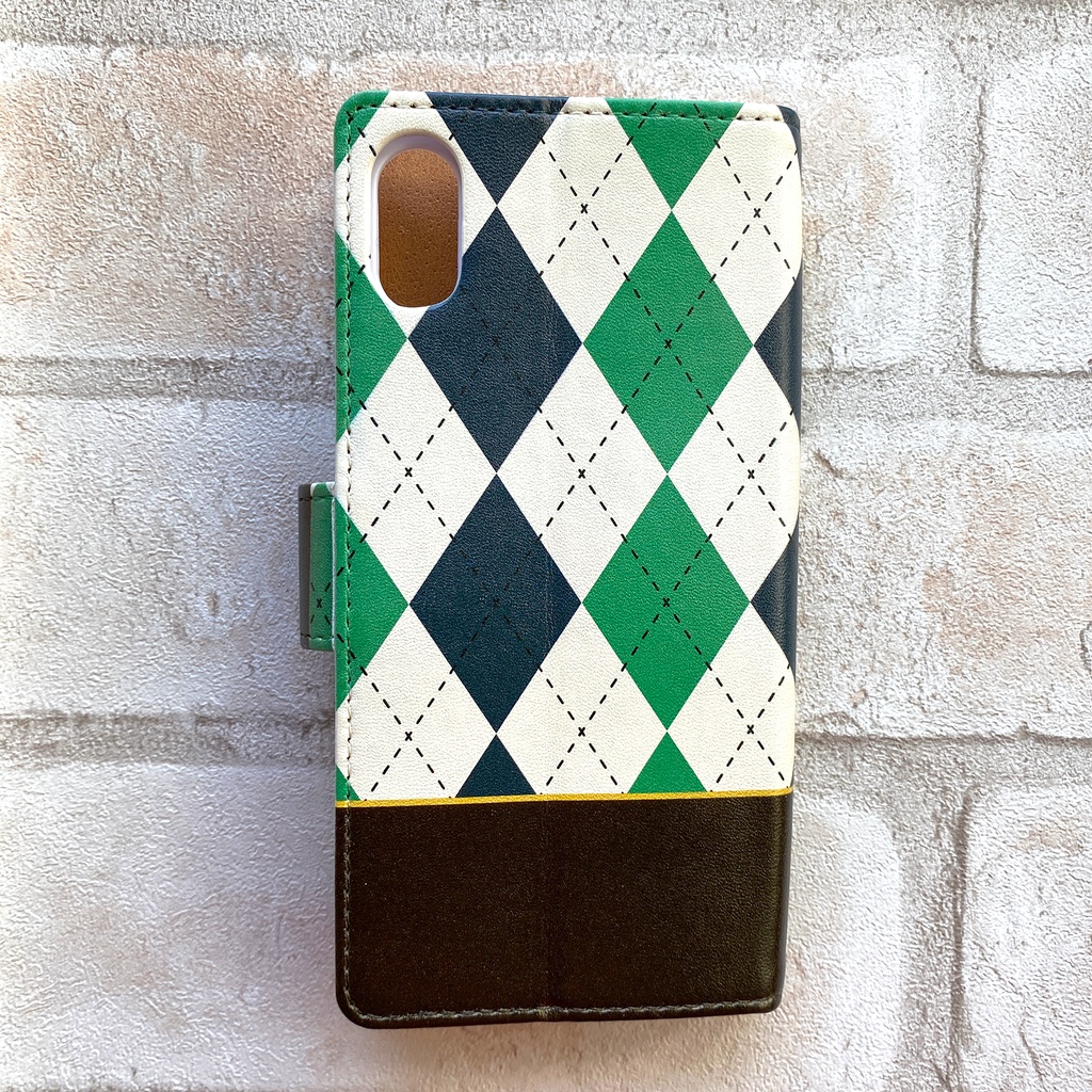 猫とアーガイルの手帳型スマホケース(緑) 全機種対応 猫 黒猫 チェック 手帳型 スマホケース iphone15 iphone16e iphone13 iPhone17 Air メンズ