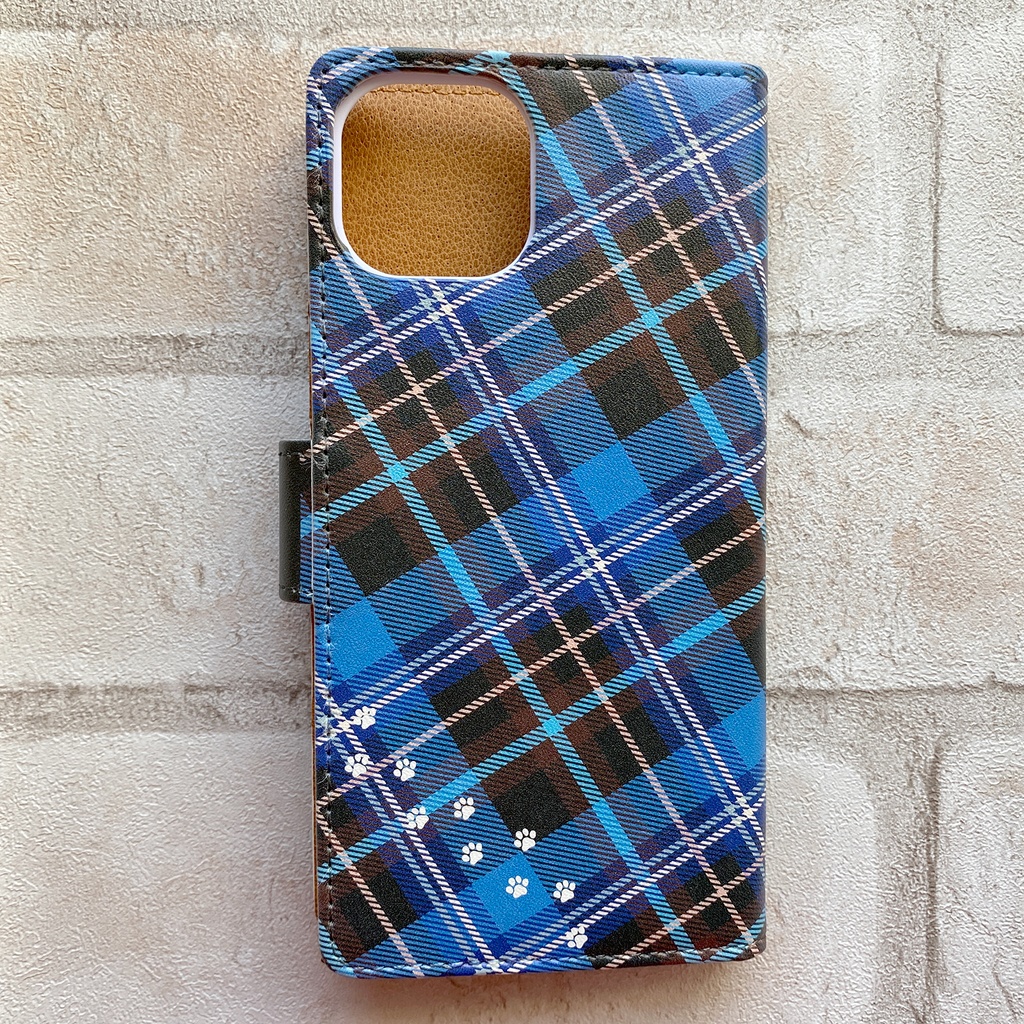 猫とチェックの手帳型スマホケース(ブルーグレイ) 全機種対応 猫 黒猫 iPhone17 Air チェック 手帳型 スマホケース iphone15 iphone16e iphone13 メンズ