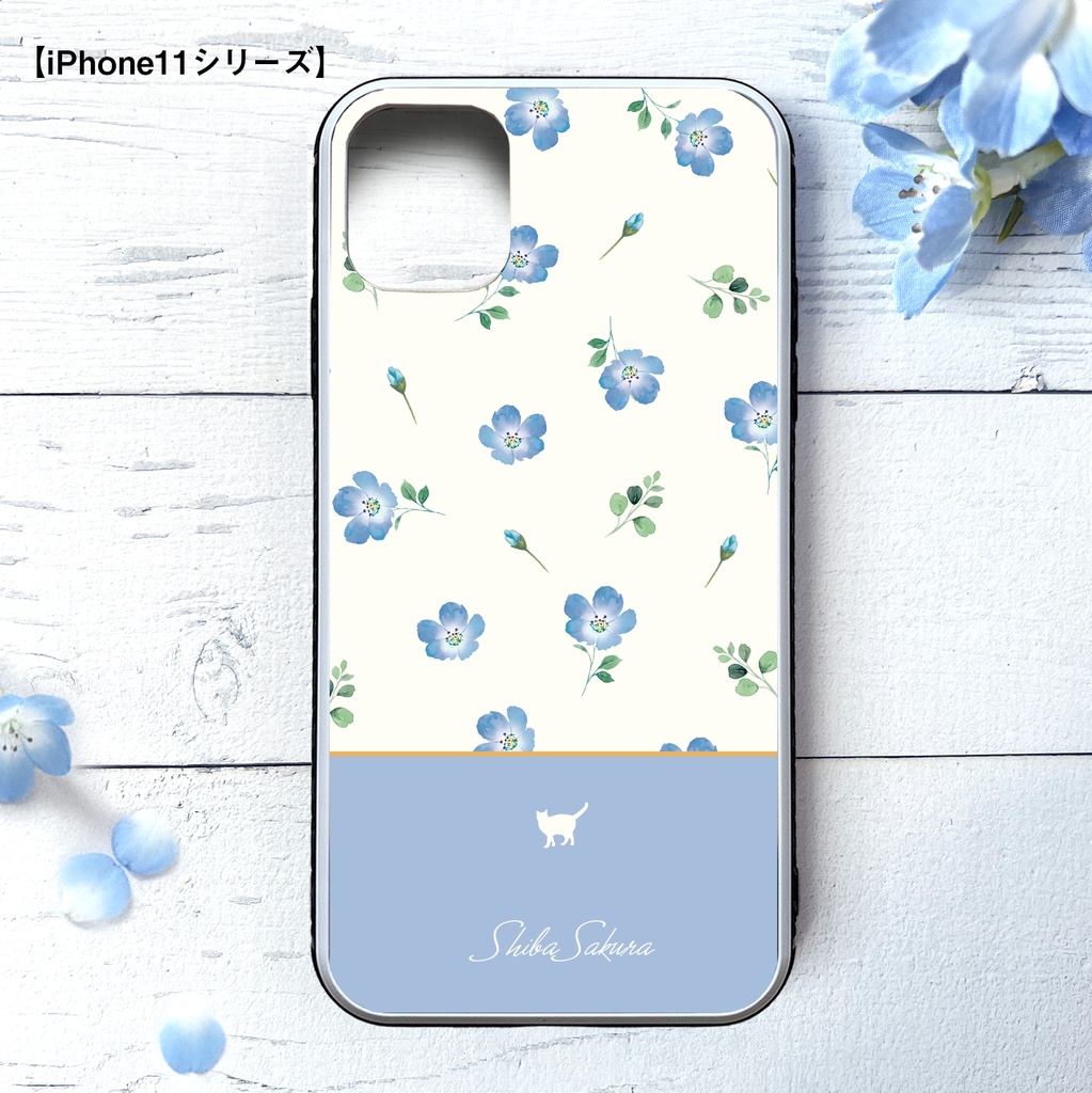 ネモフィラと猫のガラススマホケース(ベビーブルー/強化ガラス) 猫 動物 ネモフィラ 花 iphone16 スマホケース iphone15 iphone13 SE 第3世代 iPhone17 Air iphone14
