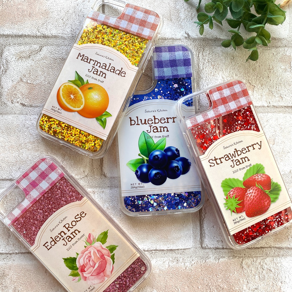 黒猫いちごジャムのグリッタースマホケース iPhone16e iphone15 iphone13 iphone17 air SE3 いちご ストロベリー グリッター 猫 黒猫