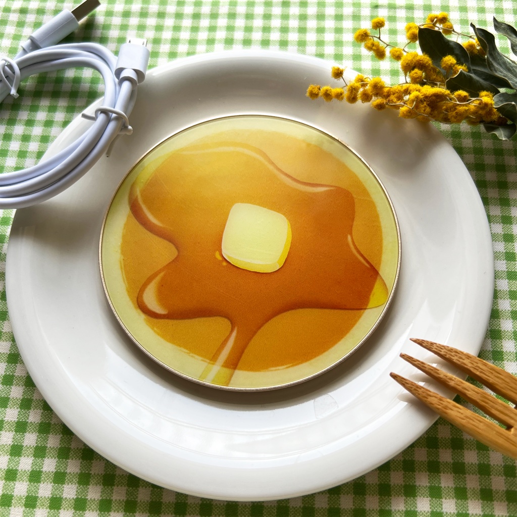 つやつやパンケーキのモバイルバッテリー Qi ワイヤレス 充電器 ホットケーキ