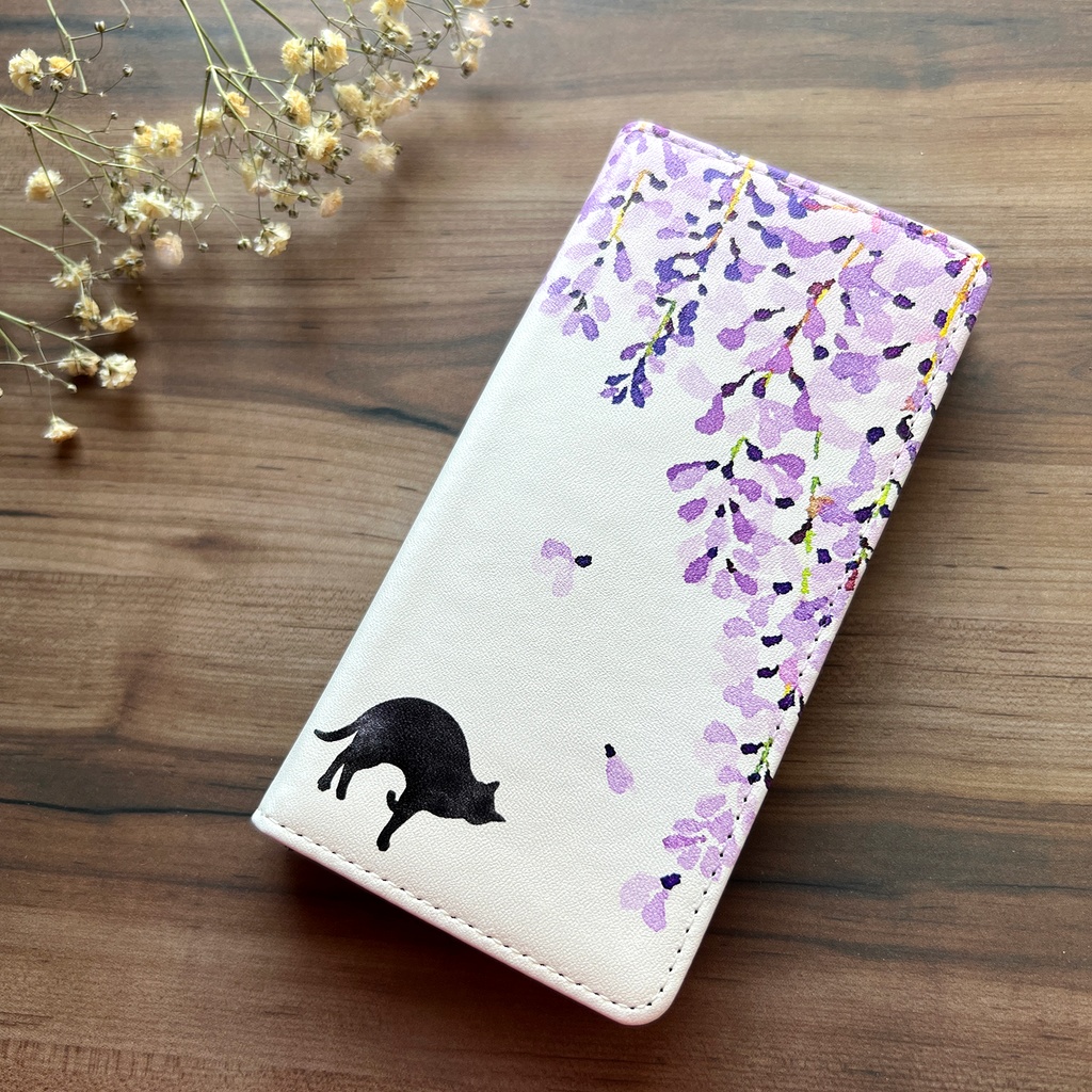 黒猫と藤の手帳型スマホケース (藤紫/ベルトなし) iPhone17 Air 藤の花 藤 黒猫 猫 iphone15 iphone14 iphone16e 全機種対応 手帳型 SE3 第3世代