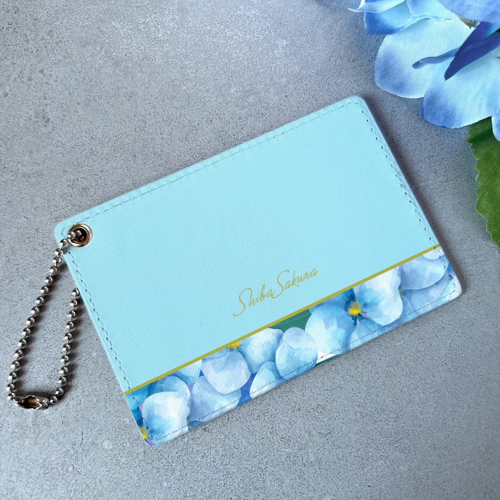 梅雨の紫陽花のパスケース（ライトブルー） 紫陽花 花 定期入れ カードケース