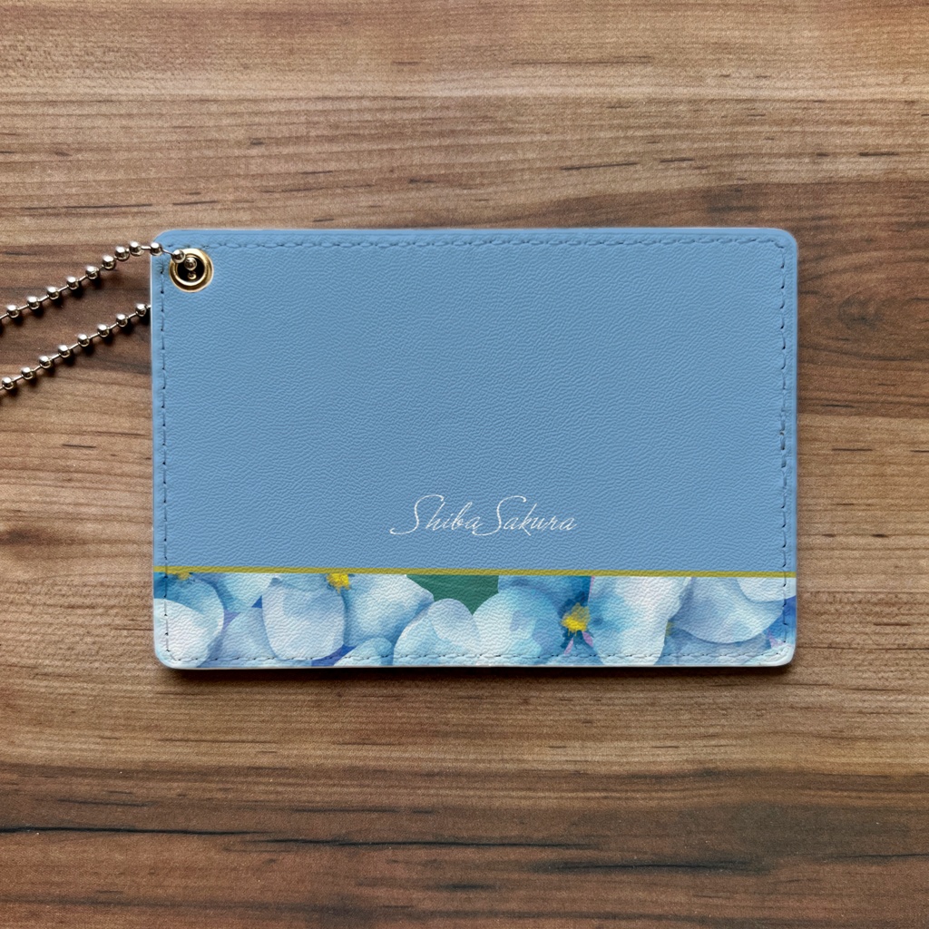 梅雨の紫陽花のパスケース(薄青) 紫陽花 花 定期入れ カードケース