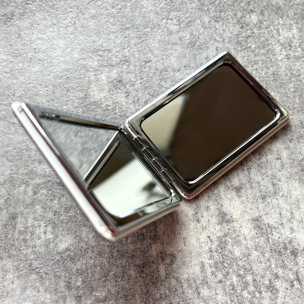 星空デートな猫のコンパクトミラー 猫 黒猫 手鏡 ミラー 宇宙