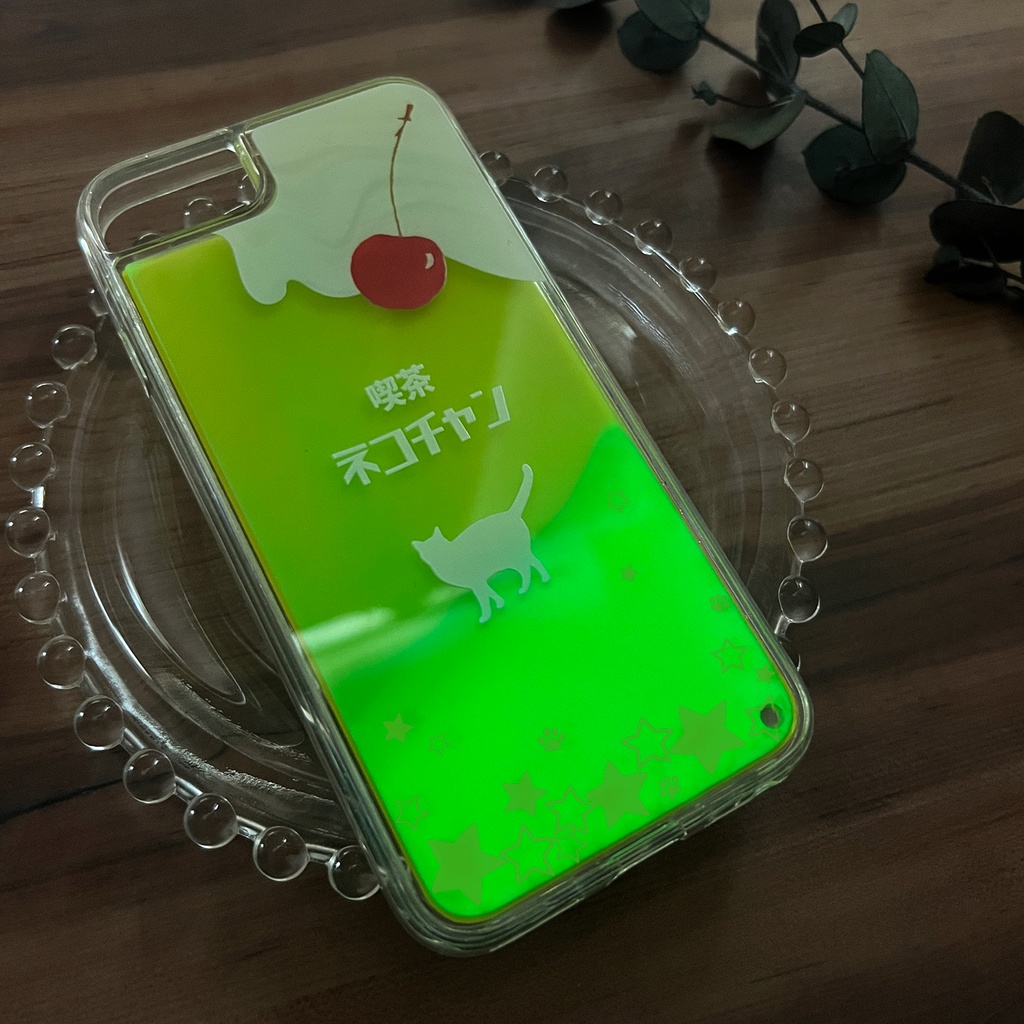 ねこねこメロンソーダのネオンスマホケース 猫 メロンソーダ iphone14 iPhone15 iphone16 iPhone16e 他