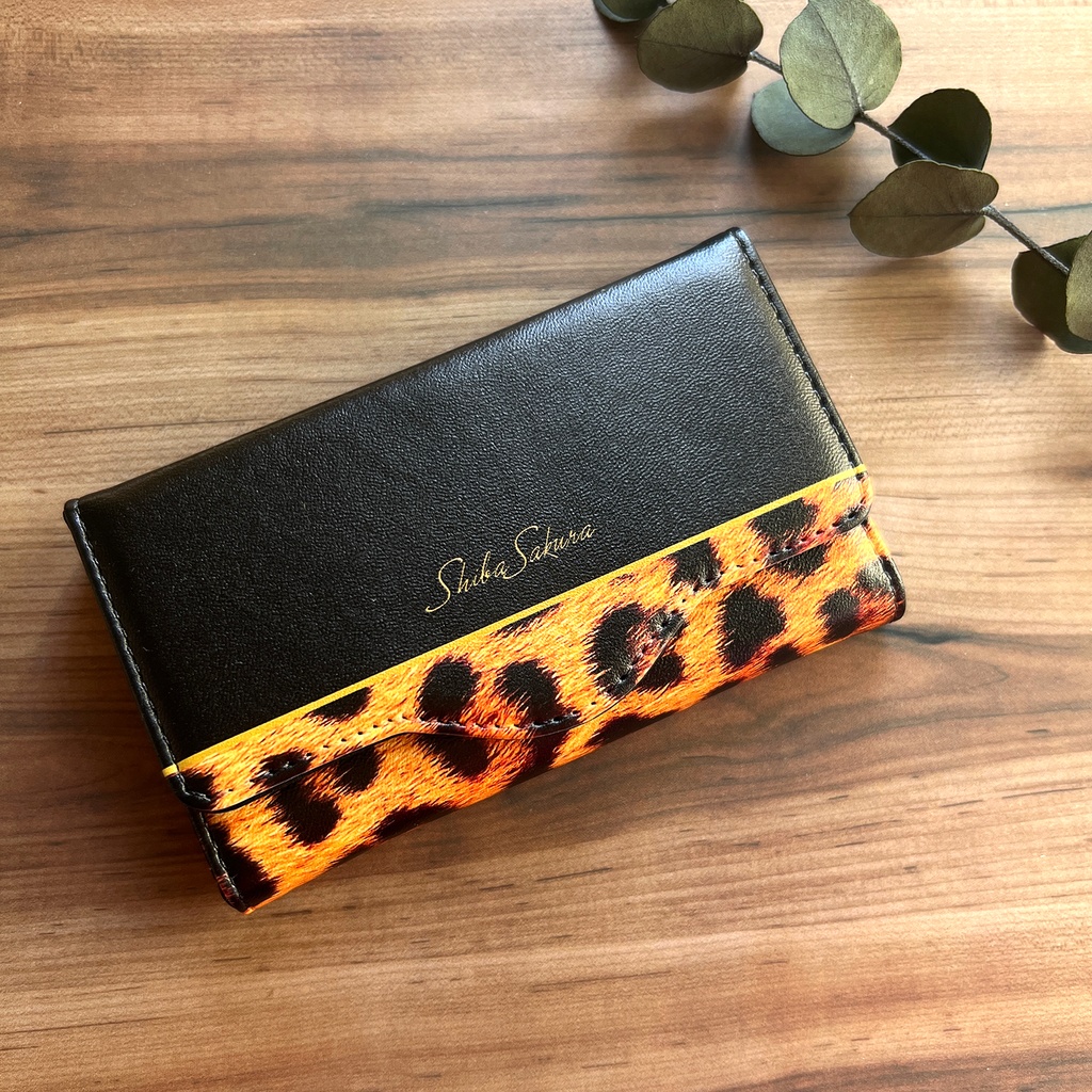 レオパード×ブラックのキーケース 動物 アニマル柄 猫 キーケース