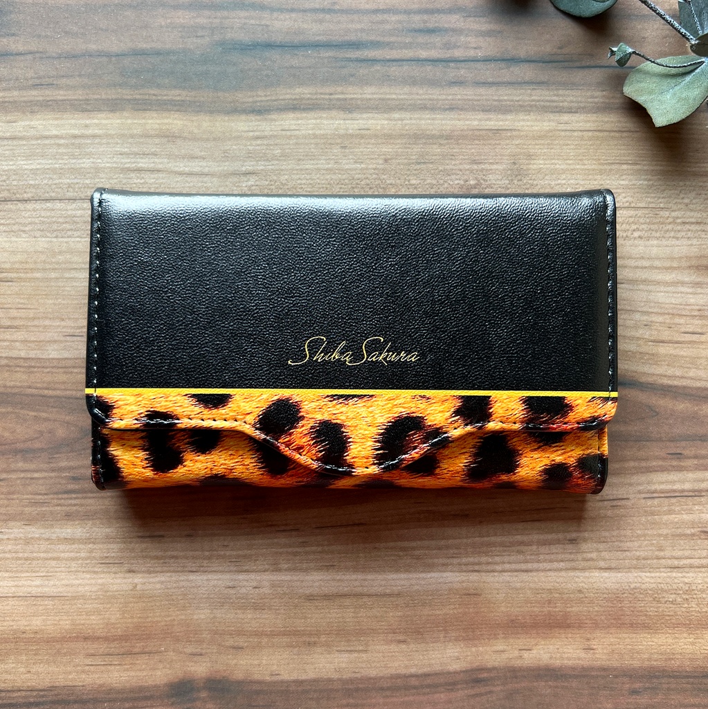 レオパード×ブラックのキーケース 動物 アニマル柄 猫 キーケース