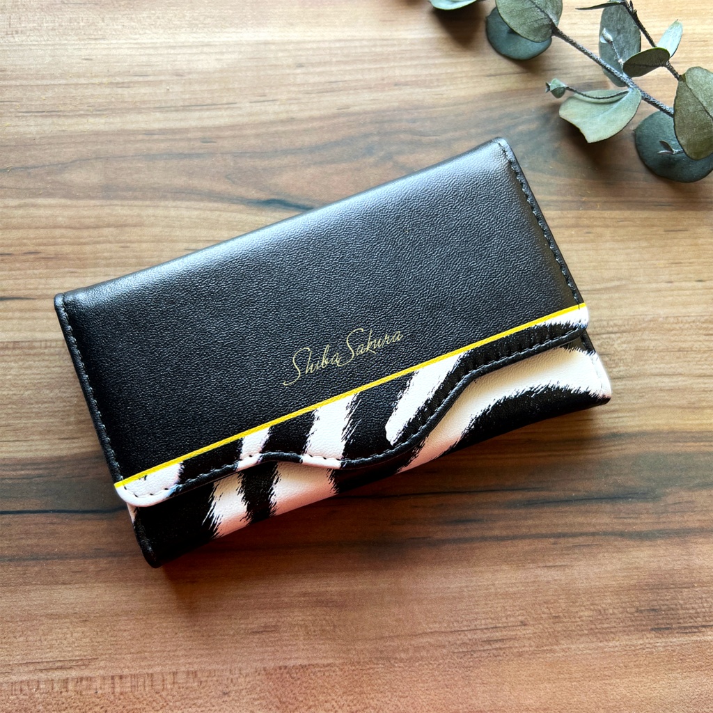 ゼブラ×ブラックのキーケース 動物 アニマル柄 シマウマ ゼブラ キーケース